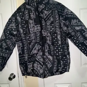 review image 0