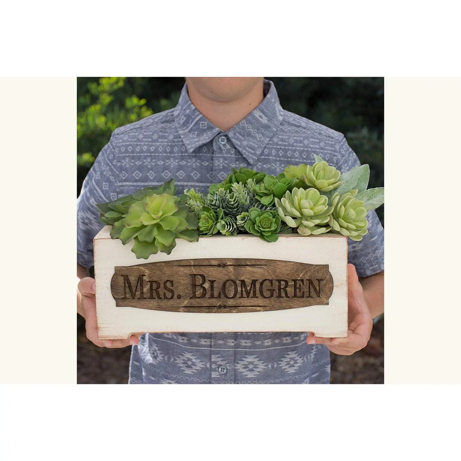 Vintage Style Personalized Planter Box - Teacher Name