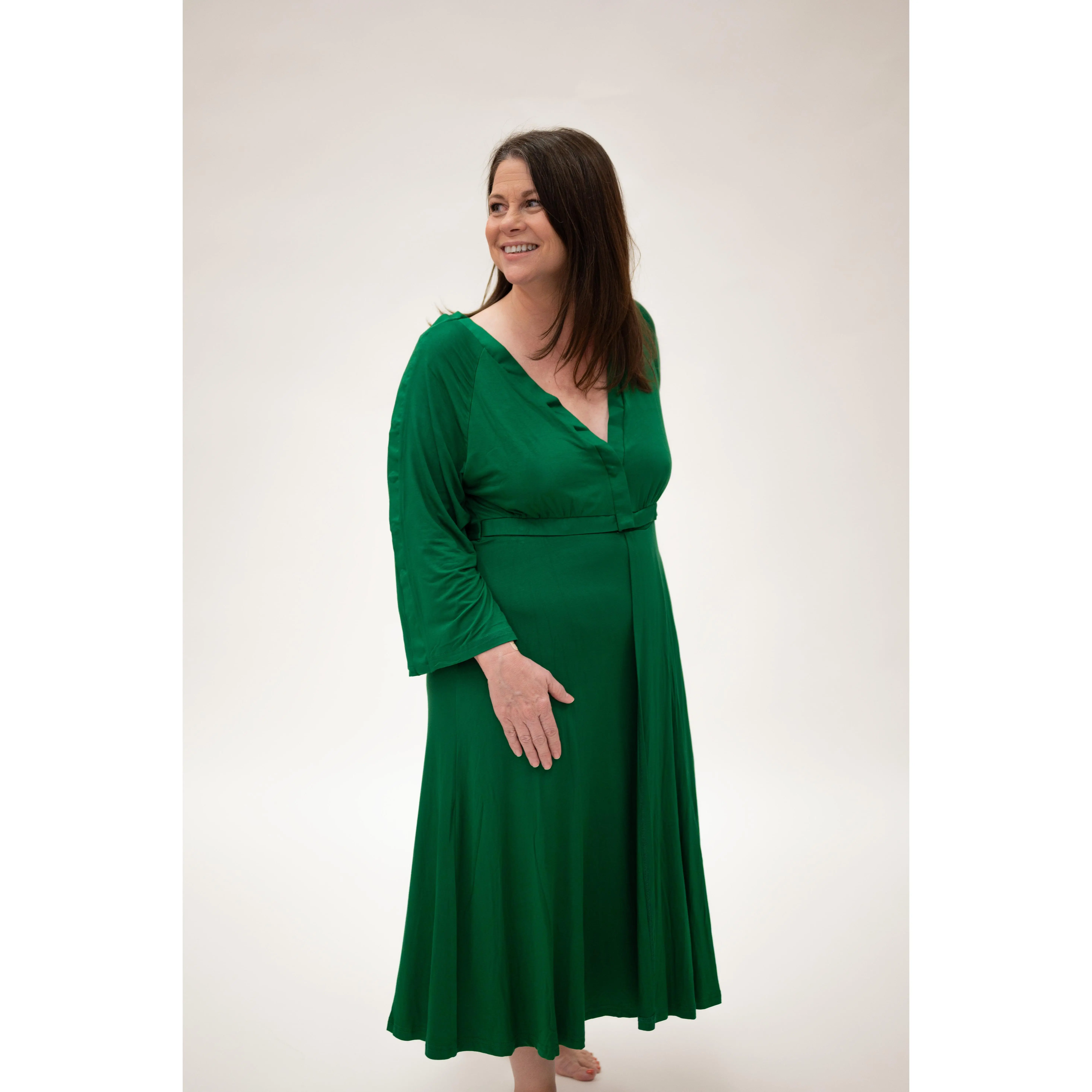 Amelia Labor & Postpartum Gown in Emerald