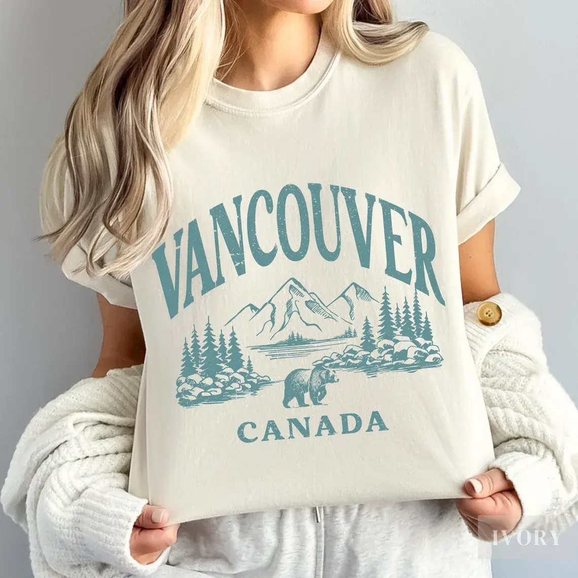 Retro 90s Vancouver TShirt | Vintage British Columbia Canada Souvenir Tee, Cute Trendy Boho PNW T-Shirt, Oversized Beach Top
