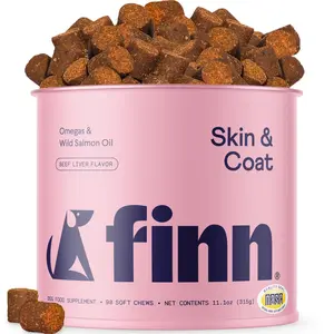FINN Skin & Coat Salmon Oil Soft Chews for Healthy Skin & Shiny Coat with Omega-3s, Wild Alaskan Salmon Oil, and Essential Vitamins