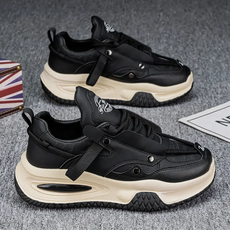 Black-Apricot Tech Casual Sneakers: Buckle + lacing double fixation, air-cushion thick sole for soft comfort, black upper with apricot sole for style, suitable for daily outings/light outfits, blending design and practical coziness