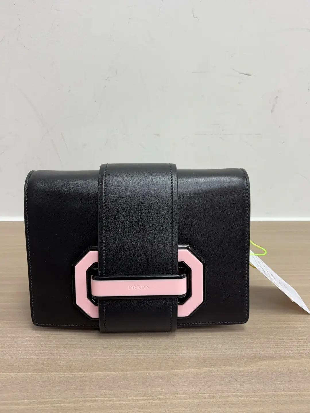 Pre-owned PRADA Black Smooth Calfskin Pink Octagonal Buckle Flap Crossbody Box Bag QQ6036