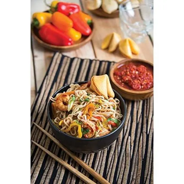 USED Book - Ramen Noodle Genius: Clever Ways to Improve Your Noodle by Cq Products (Paperback) - english