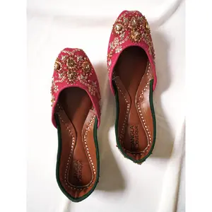 Green and Pink Handmade Jutti/Khussa