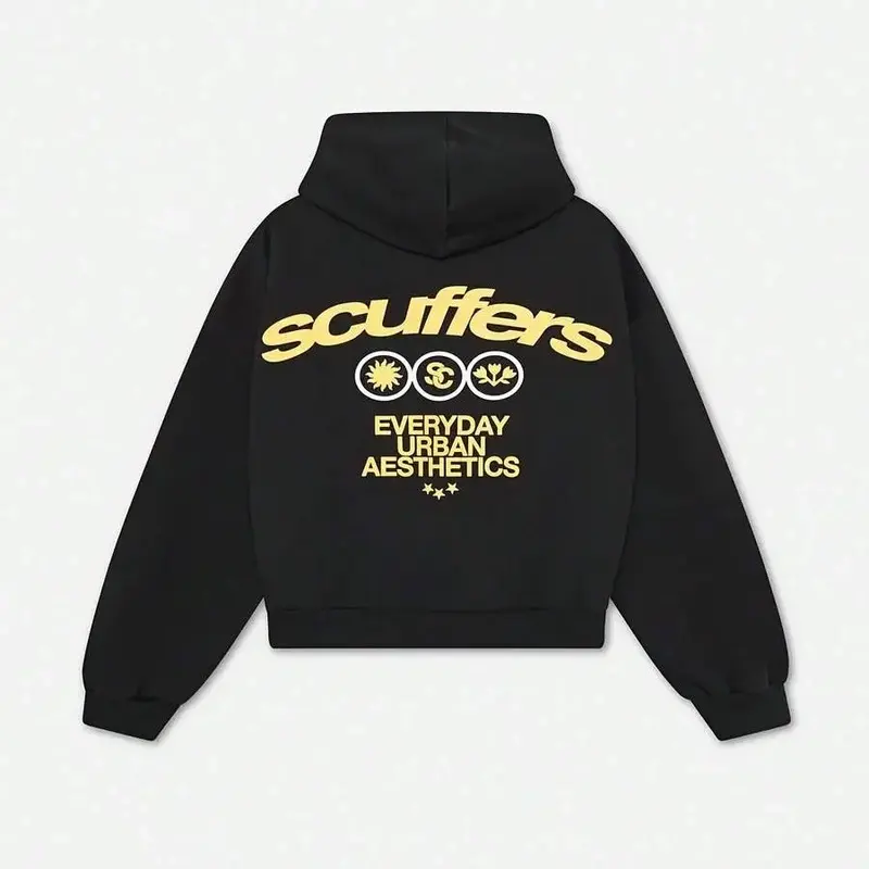 Men's printed hooded sweatshirt featuring a relaxed urban fit and crafted from slightly stretchy cotton fabric. This long-sleeved pullover style is suitable for casual outdoor wear and showcases a leopard print pattern with good elasticity.