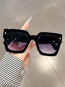 Fashionable Big Frame Glasses for All Seasons, Unisex Classic Sunglasses Full Rim Decorative Eyewear, Stylish Design for Men and Women, Versatile Fit