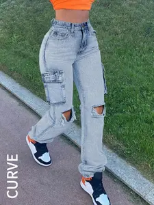 Fashionable Streetwear Plus Size Women's Ripped Utility Pocket Light Wash Denim Straight Leg Pants, Casual Fitted Jeans with Pockets, Plain Pattern