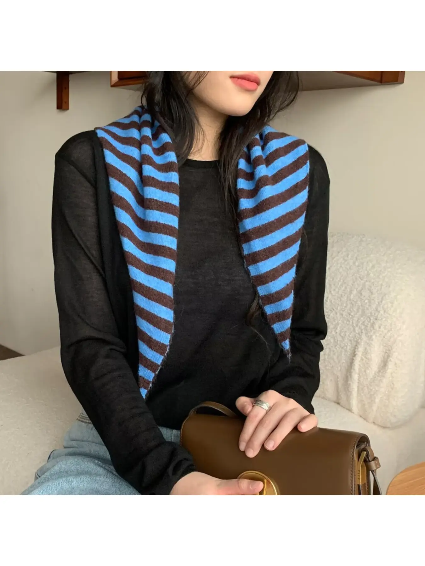 New Korean-style versatile classic stripe niche triangular scarf for women, winter fashionable knitted neck warmer and headscarf, can be worn over the shoulder Scarf Wrap
