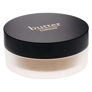 butter LONDON LumiMatte Blurring Finishing & Setting Powder in Medium / Tan