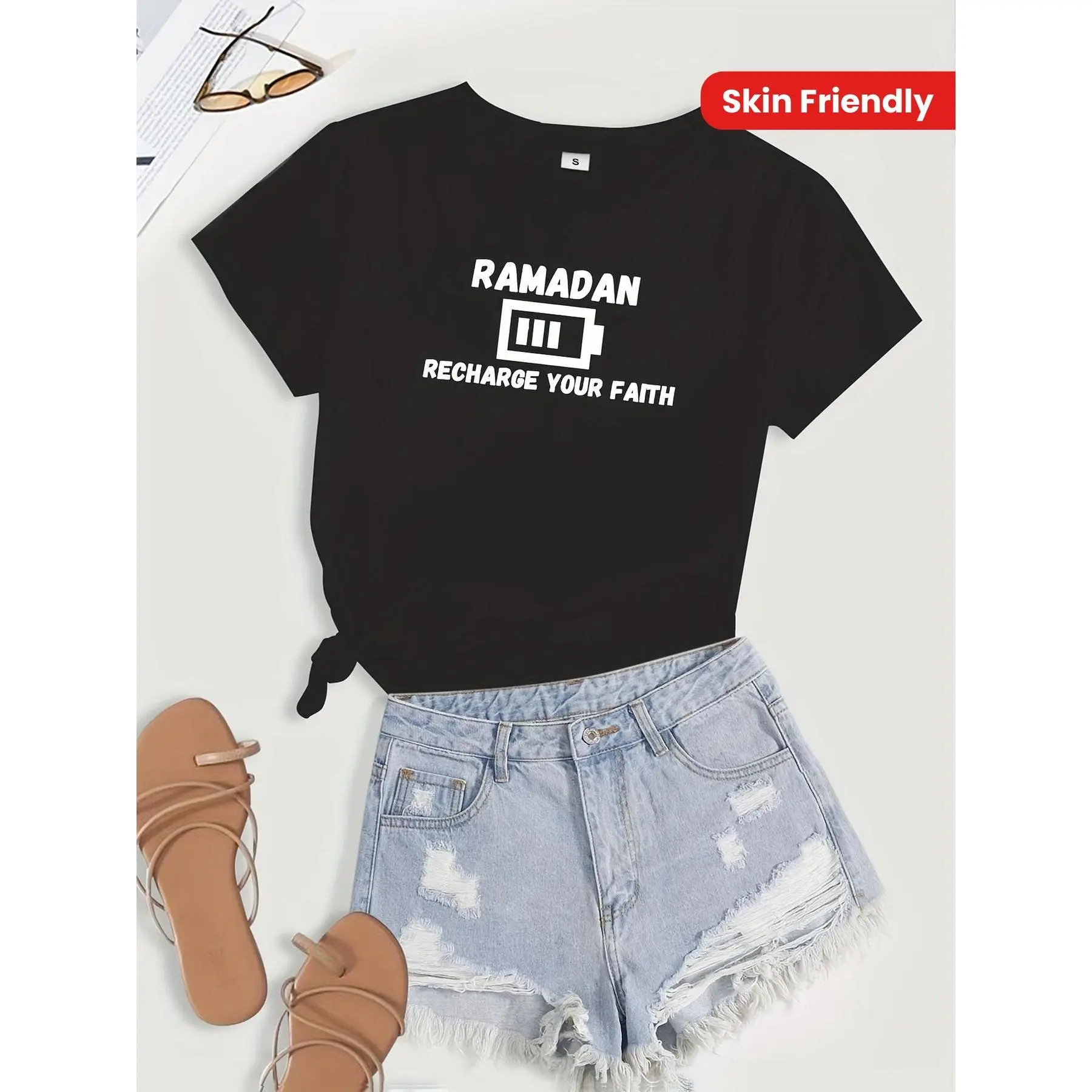 1 x Elegant Women's T-Shirt, 100% Skin-Friendly and Comfortable, Monogram Print T-Shirt, Casual Round Neck Short-Sleeved Top for Summer and Spring, Women's Clothing