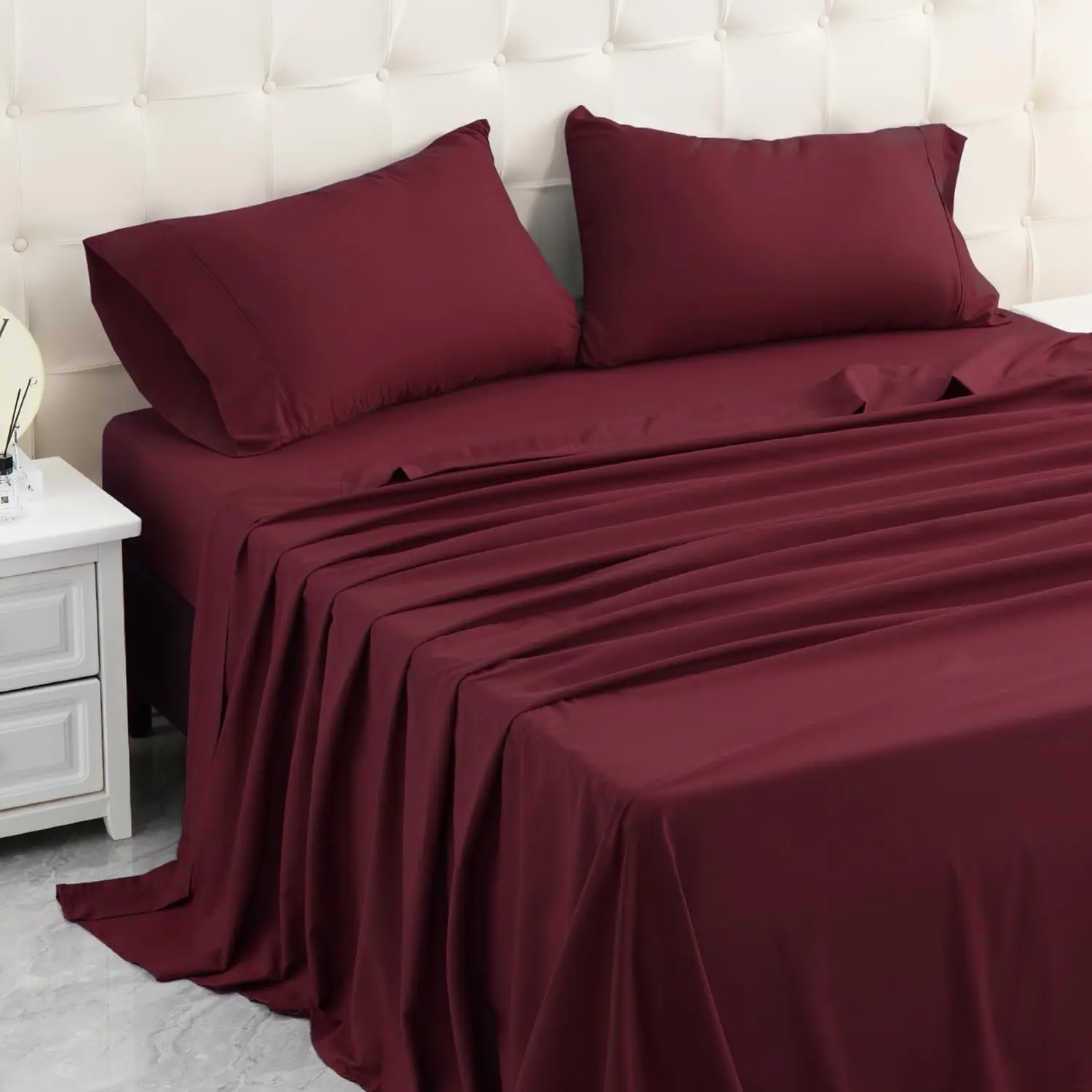 Wine Red Microfiber Bed Sheet Set - 16-in Deep Pocket Fitted Sheet, Soft Breathable, Smooth Texture, Wrinkle-Resistant, Shrink-Proof, Fade-Resistant, Machine Washable, Ideal for Room Decor, Deep Fitted Sheet, Microfiber Bed Sheets