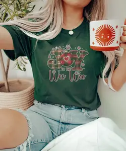 Joy to the Wee Woo Group Shirt – Funny First Responder Christmas Tee – Matching Crew Gag Gift for Dispatchers, EMTs, Firefighters, Paramedics