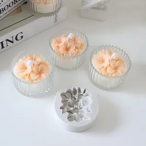 Flower Shaped Silicone Mold, 1 Count DIY Making Mold, Handmade Candle Making Mold, Soybean Candle Crafts Making Mold, Gypsum Silicone Mold, Candlewax