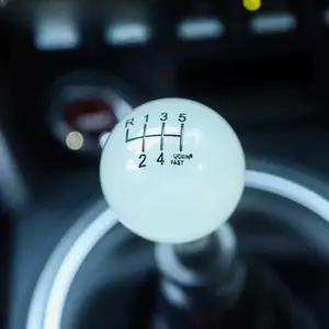 6-Speed Manual Gear Shift Knob, Night Glow Gear Lever Knob, Universal Fit for Cars and Trucks, Easy Installation, Durable Design, Interchangeable Knob