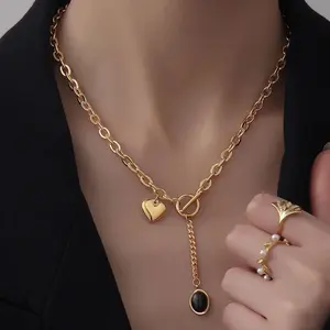 Heart-Shaped Pendant Necklace, Stainless Steel Fashion Jewelry for Women for Parties and Weddings