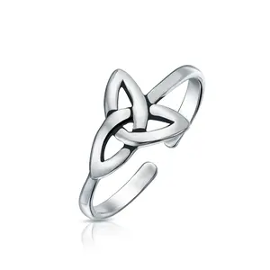 Celtic Trinity Knot Midi Toe Ring Oxidized Silver Sterling Silver Triquetra Interchangeable Rings