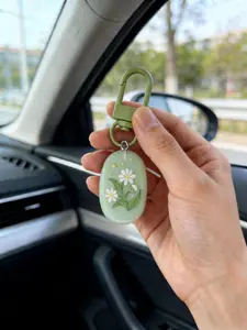 Spring Summer Cute Oval Flower Keychain, Fashionable Soft Macaron Resin Accessory, Floral Bag Charm, Couple Best Friend Gift