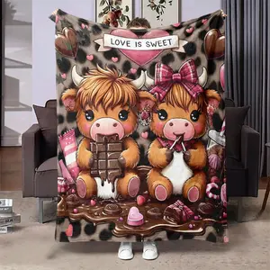 Cute Highland Cattle Pattern Blanket, 1 Count Soft Comfortable Throw Blanket, Warm Napping Blanket for Home Office Travel Camping