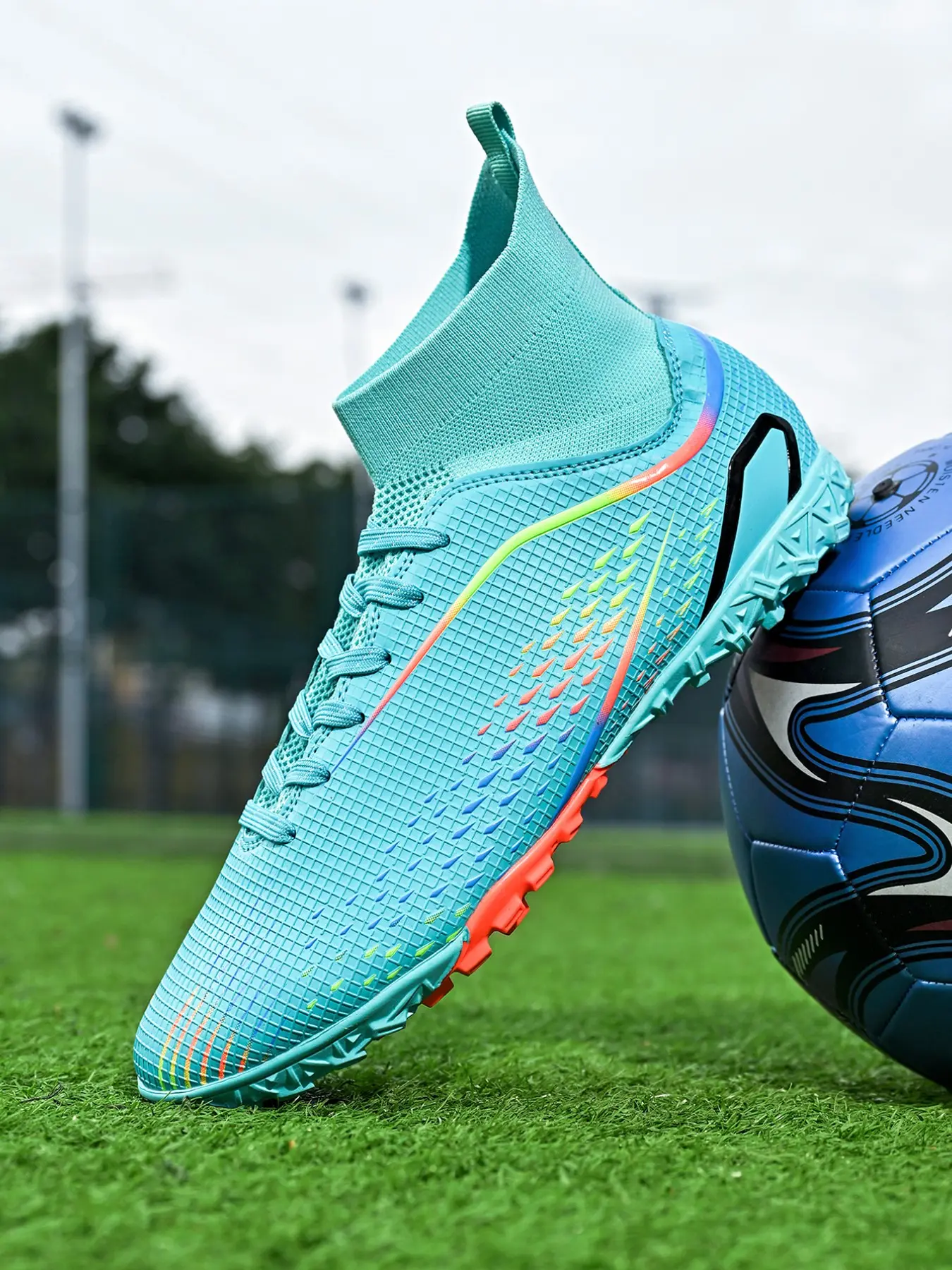 Professional Soccer Shoes, Football Boots for Men & Women, Anti-Slip Wear-Resistant Indoor Outdoor Training Competition Footwear, Long Studs Ag TF Design, Turf Shoes, Sports Shoe, Football Cleats