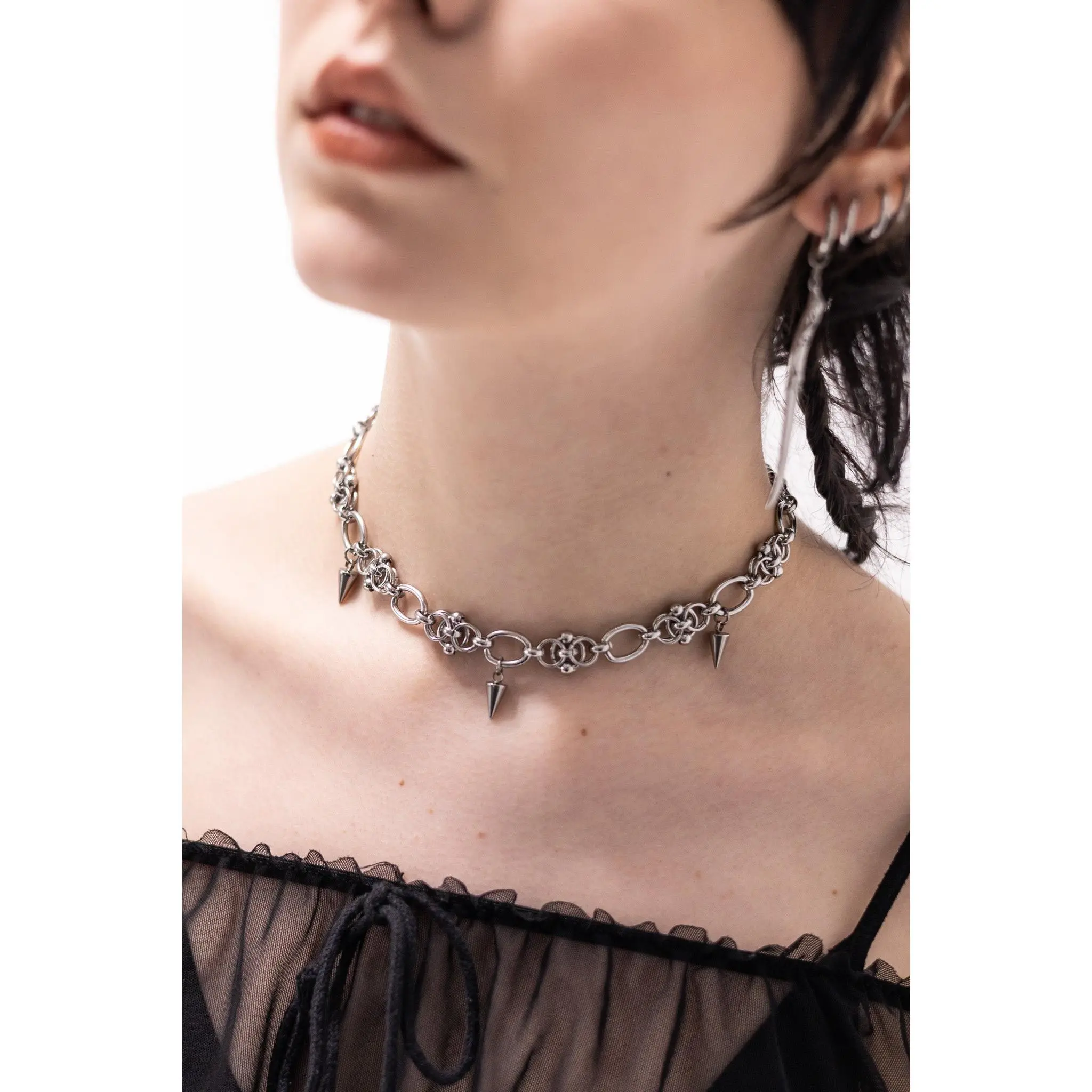 Sentinel's Thorn Necklace