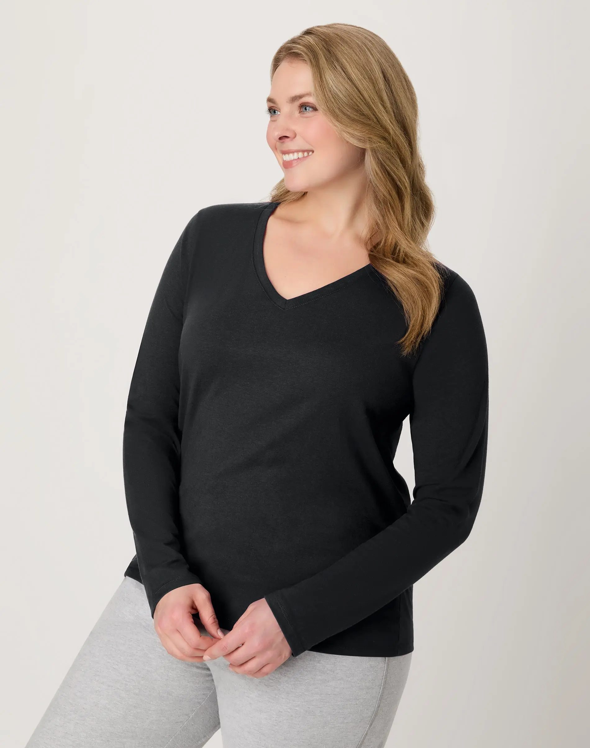 Hanes Women's Long Sleeve Cotton V-neck T-shirt Comfortable Fit Soft Stretch Fabric Breathable O9142