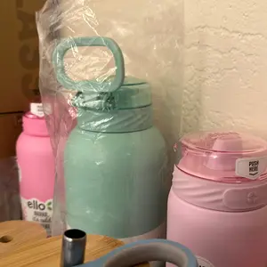 40 oz flask with handle