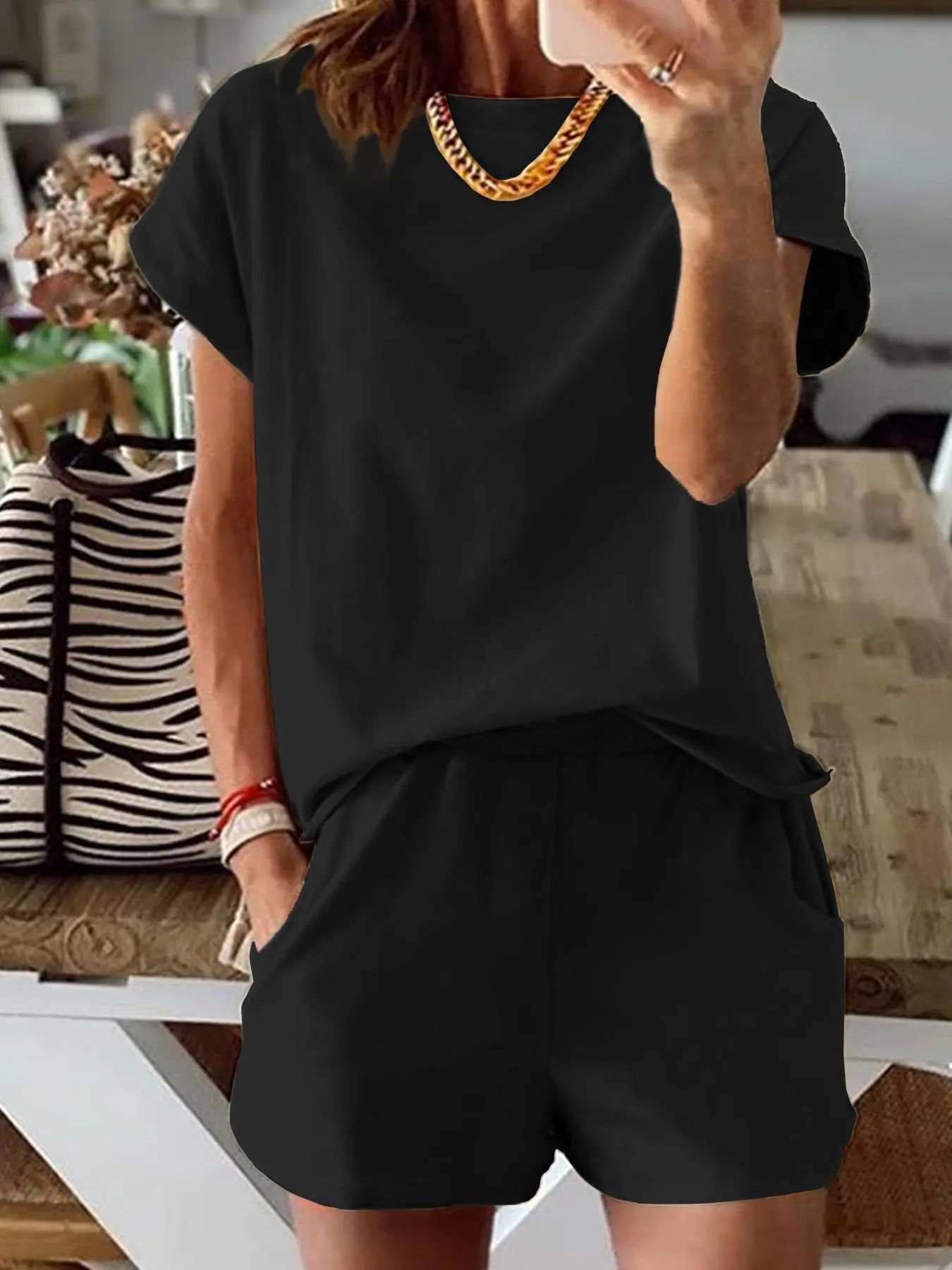 Women's Solid Basic Minimalist Co-ord Set, Casual Fitted Short Sleeve Round Neck Tee & Elastic Waist Shorts Set, Women's Summer Clothes for Daily Wear, Cute Summer Outfit