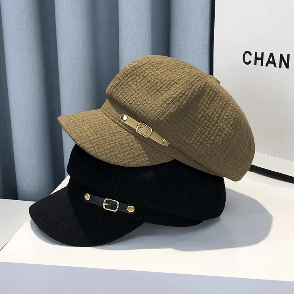 2025 British Children's Octagonal Beret - Black & White Solid Color Casual Painter Trendy Hat, All-Weather Spring-Autumn Outdoor Quality Fashion Accessory Cap, Birthday, Father's Day, Dating, Rock Climbing, Valentine's Day, Strolling, Holiday, Clothes, Ad