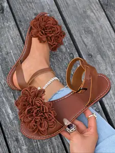 Fashionable Women's Flat Sandals with Floral Design, Comfortable Daily Wear Footwear, Versatile Style for All Occasions
