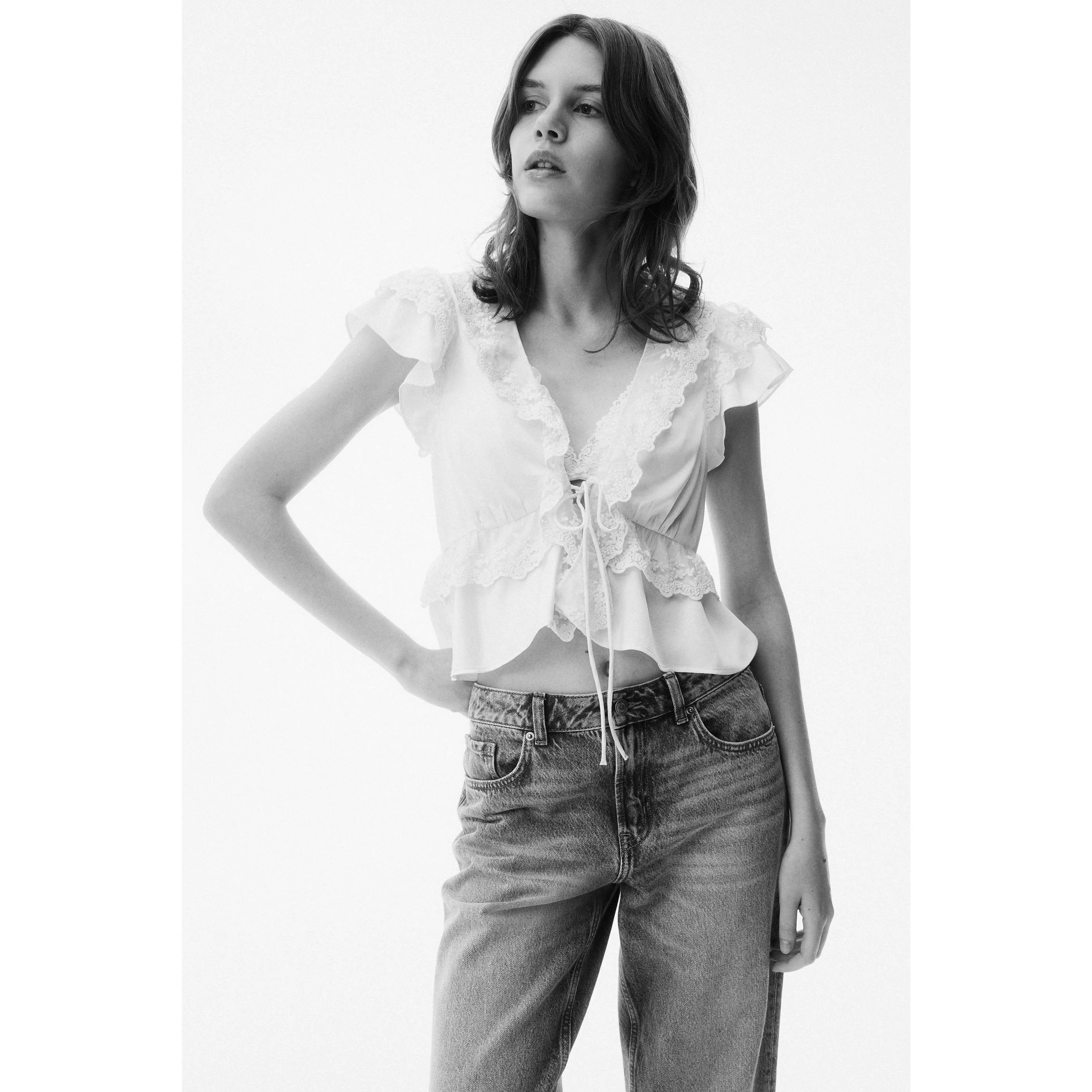 H&M Flounce-trimmed satin blouse H&M Flounce-trimmed satin blouse