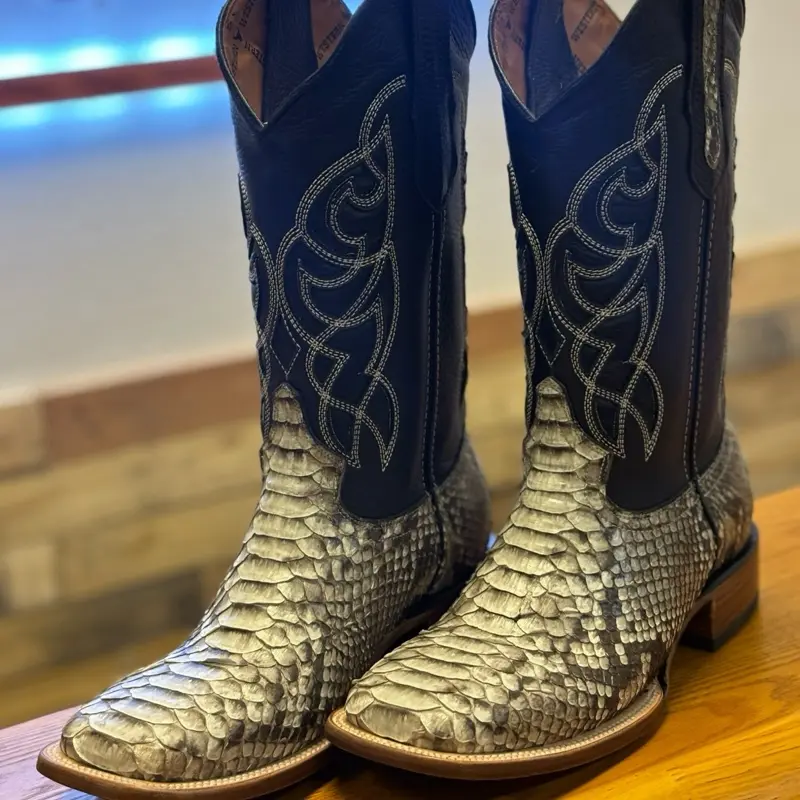 boots Bota