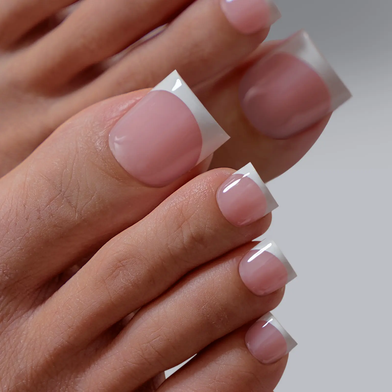 BTArtbox Press On Toenails - Real Square Toe Nail Press Ons with Glue for Women, French Tip Fake Toe Nail Tips in 15 Sizes - 30 Toenails Kit