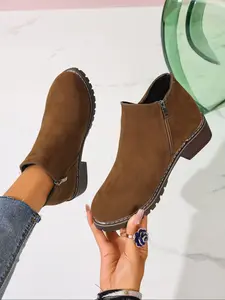 Women's low heel and short Suede boot, Round toe boot with side zipper design, solid color design, available in sizes 36-43, French-style boots suitable for autumn and winter, indoor and outdoor use