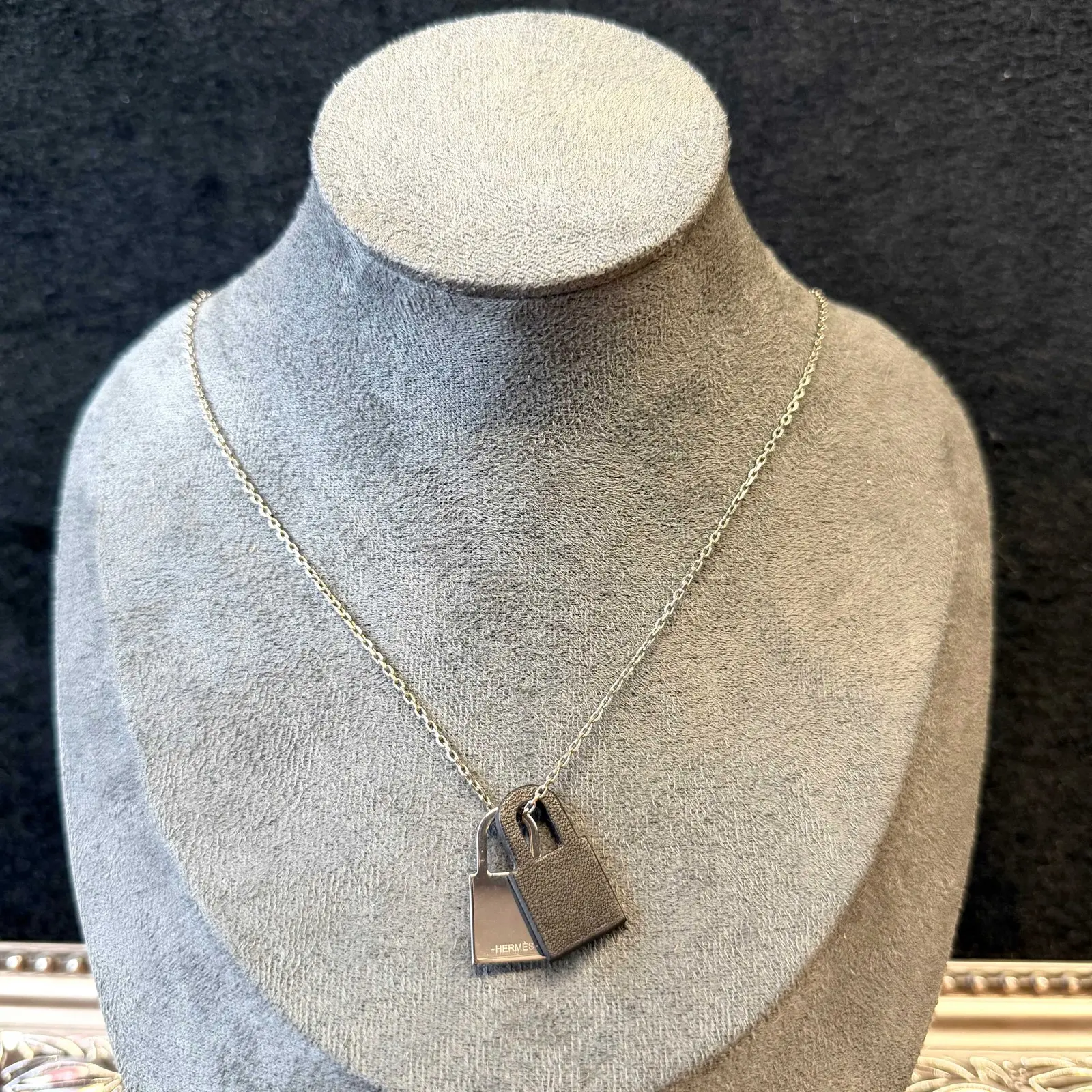Pre-owned hz 4701 Hermes necklace 26.05.25