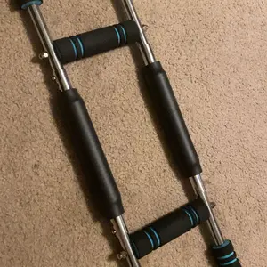 Arm Trainer,3 Level 60-100LBS Adjustable,Chest&Arm Workout Equipment for Men,Muscle&Strength Trainer,Portable Spring Resistance, Perfect Gift