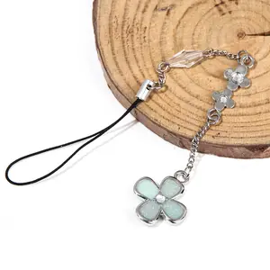 Anime Kimi ni Todoke Kuronuma Sawako Phone Charm Keychain Four Leaf Clover Strap Cosplay Accessories