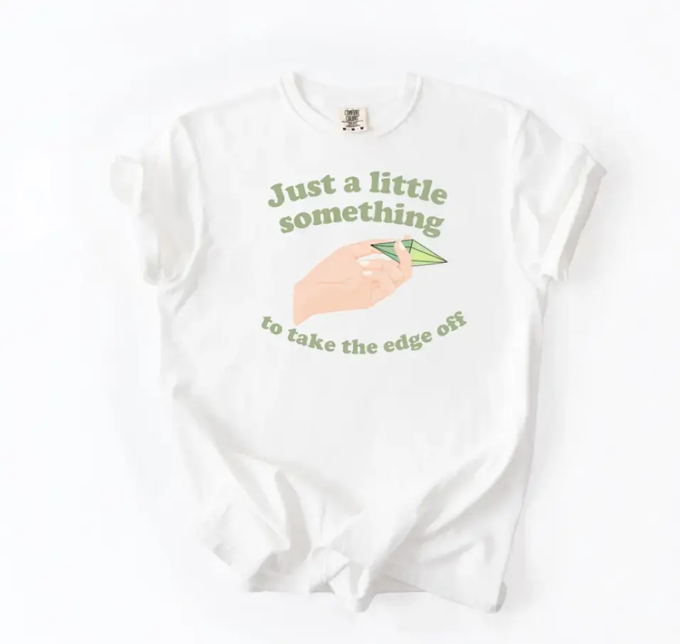 Cozy Sims-Inspired Gamer Girl T-Shirt – Comfort Colors Cute Gaming Aesthetic Tee, Trendy Sim Fan Top
