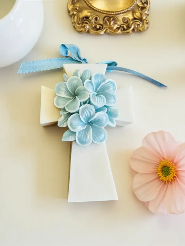 Cross of Blessings Candle