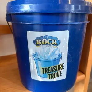 Treasure Trove Bucket