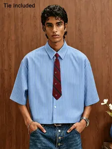 Men's Oversized Short Sleeve Shirt With Tie Included, Light Blue White Striped Preppy Style Button Down Shirt For Daily Casual School Wear
