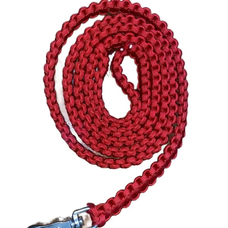 Paracord Leashes - Custom Dog Leash with Secure Grip & Strong Paracord Material for Regular Use