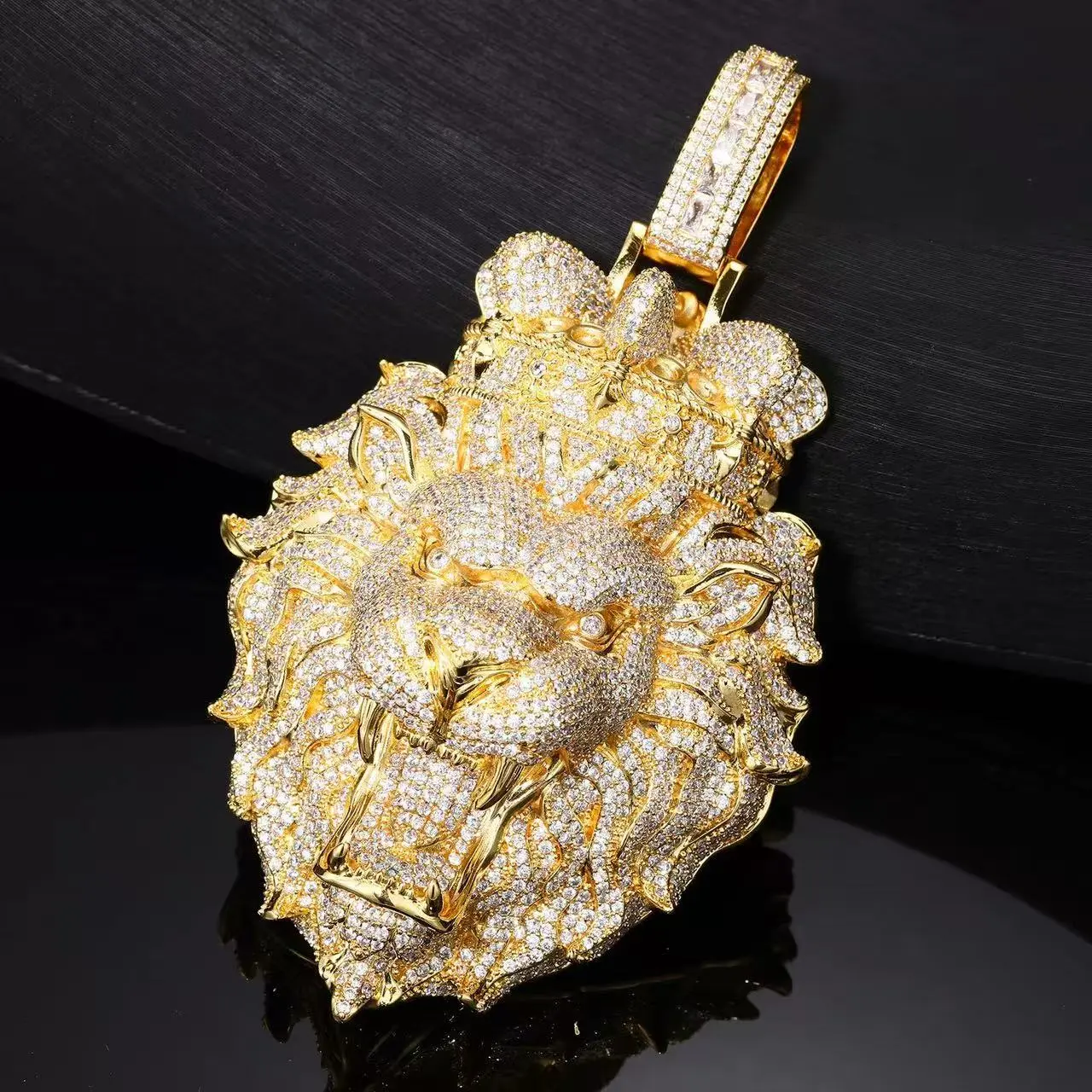 2371 Regal Crowned Lion Head Pendant - Iced Out Streetwear Jewelry, Bling Stylish Accessory with Metal Coating, Lion Head Pendant Shape Charm for Hip Hop Vibe, Animals