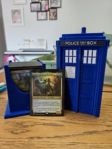 Tardis MTG Commander Deck Box - Handcrafted Time Machine Design for Magic Collectors & Enthusiasts PLA Quality Unique Gift