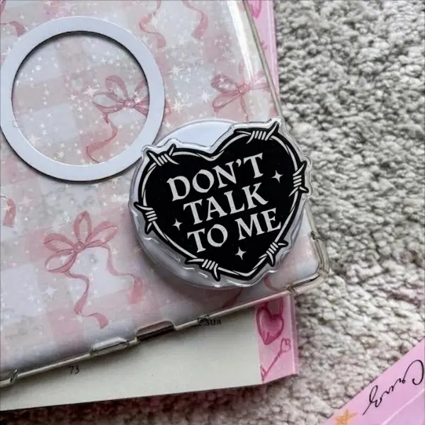Don't Talk To Me Gothic Heart MagSafe Phone Grip, Edgy Barbed Wire Griptok, Grunge Aesthetic Phone Stand, Emo Black Heart Accessory, Punk Rock Fan Gift