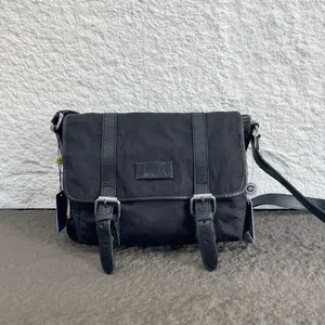 Pre-owned GUCCI Nylon Shoulder Bags 7.8'' R2949 Shoulder Bag C14534817626 0615 T5 Qiqi