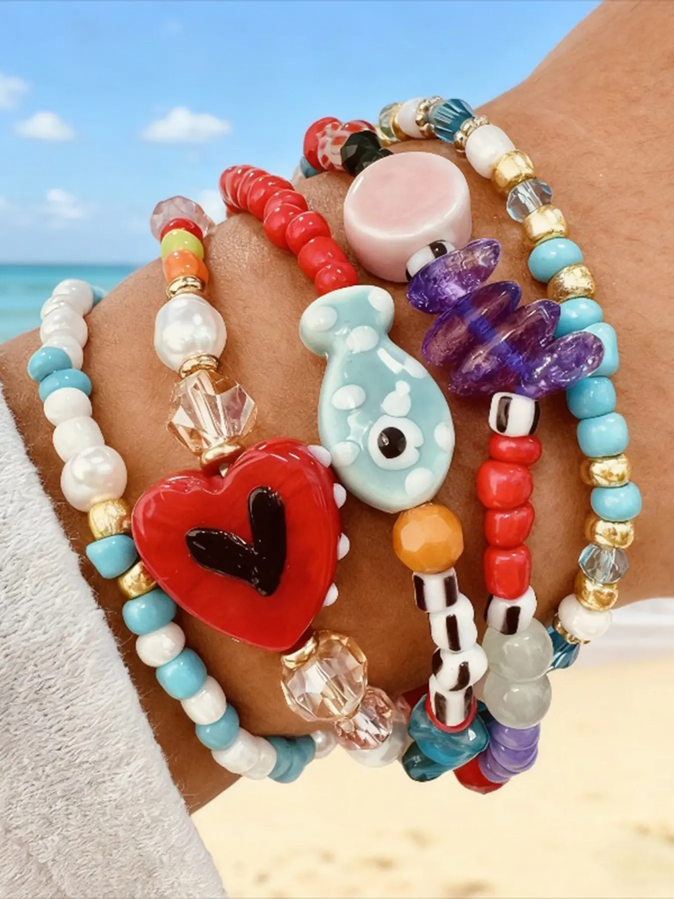 5 Pcs Women's Bohemian Ceramic Fish Heart Bead Bracelets, beaded bracelet, Bracelet Set, Casual Plain Design, Random Colors, Perfect for Daily Wear & Vacation