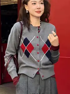 Round neck diamond lattice 100% pure cashmere knitted cardigan women's spring and autumn loose bottoming coat