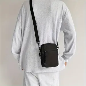 [Small Crossbody Sling Bag Men's] All Black Small Sling Bag Men's Crossbody Bag, Fashionable Versatile Simple Solid Color Satchel Bag Bag With Detachable Shoulder Strap, Suitable For Daily Outdoor & Sports