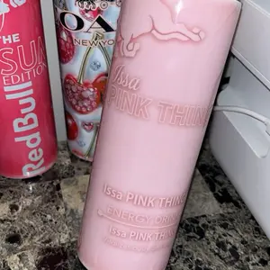 Issa PINK thing Cup